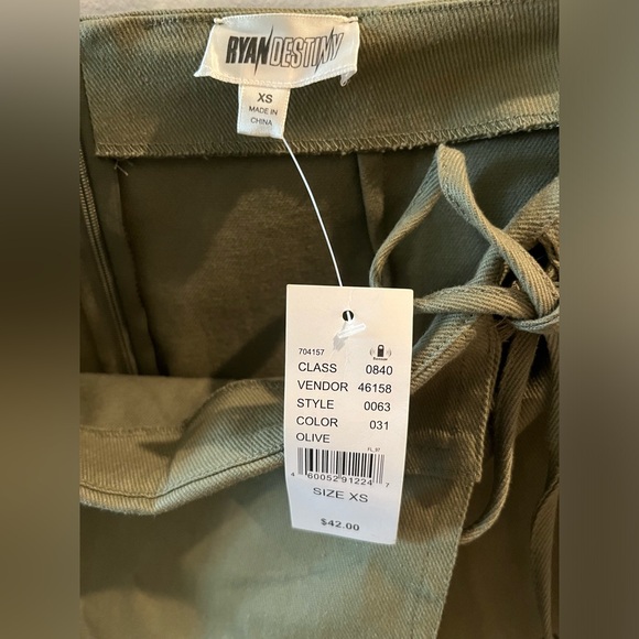 💕 NWT - PACSUN x RYAN DESTINY PARACHUTE CARGO MINI SKIRT - New with tags! - Picture 4 of 11